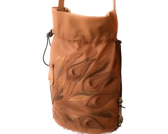 Tote de cuero Nappa, bolso cubo, cuero italiano de terracota suave, bolso vagabundo de cuero para mujer con flor, regalo del Día de la Madre