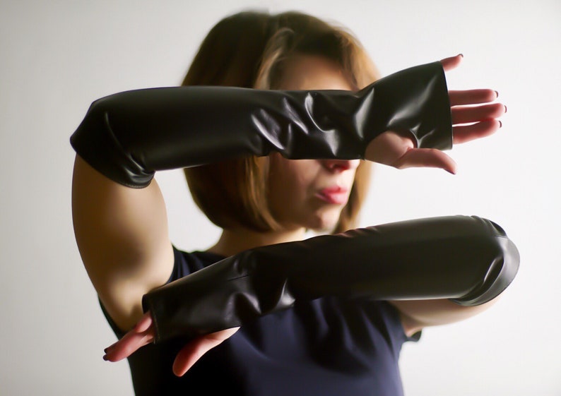 Gants Longs Sans Doigts Femme Noir Similicuir - Mitaines Sexy Festival Halloween