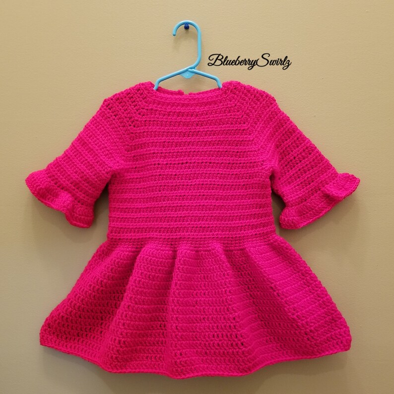size 45years Crochet Pattern Little Girl/'s Dress