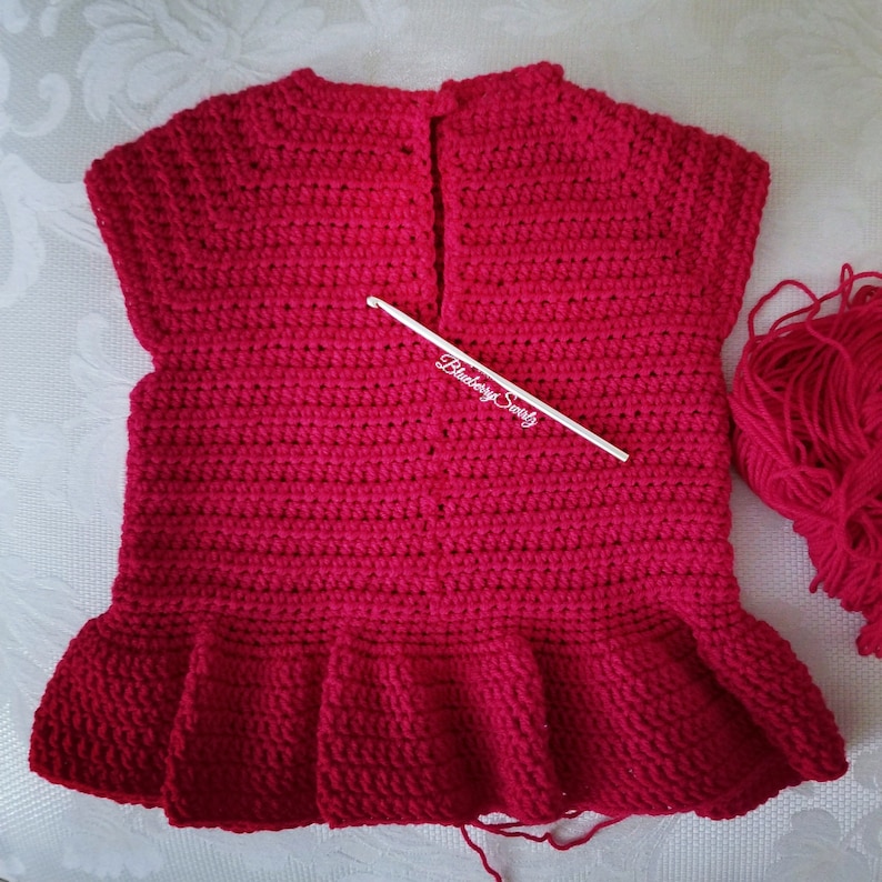 size 45years Crochet Pattern Little Girl/'s Dress