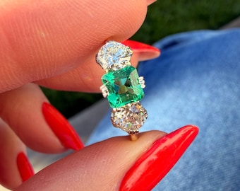Colombian Emerald And old European cut diamond three stone antique