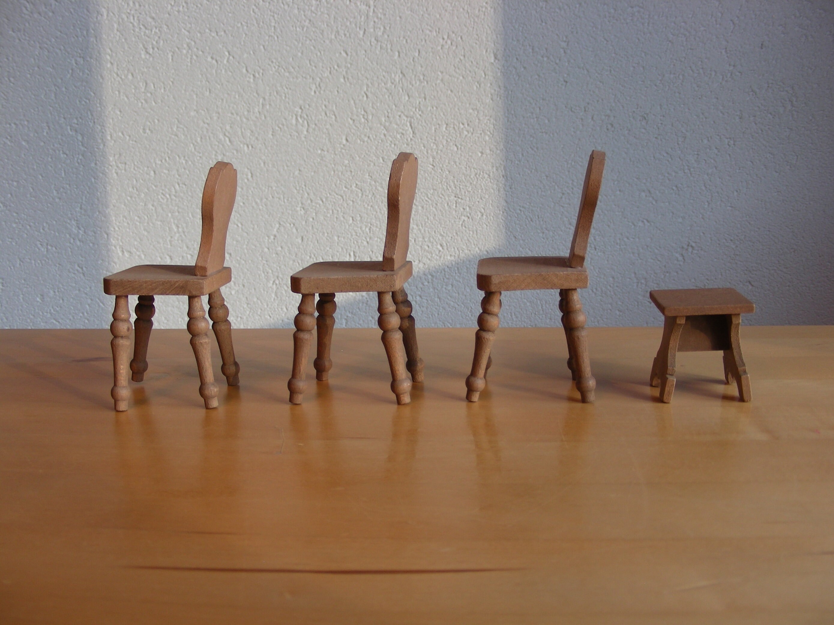 Wooden dollhouse chairs and stool, vintage