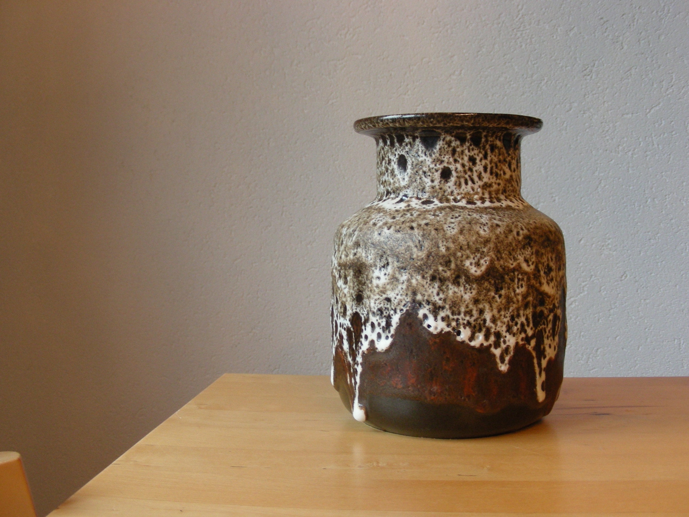 Vase, vintage fat lava vase with drip glaze, Ruscha 85218