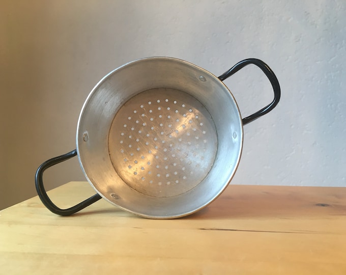 Vintage miniture sieve, strainer, Doll Kitchen Item