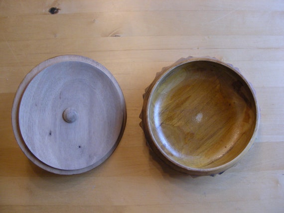 Vintage Turned Wooden Bowl Hand Carved With Flowe… - image 4