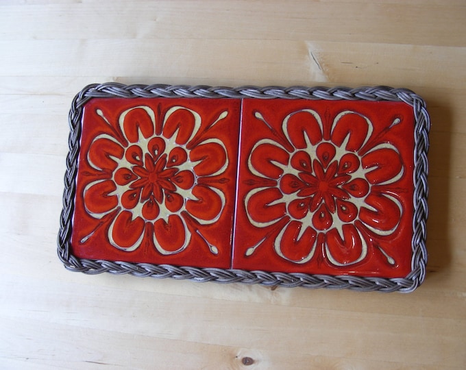 Trivet, double ceramic tile, pow flower