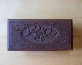 Vintage Hand Carved Swiss Stamp Box With Edelweiss Motif Grindelwald Souvenir