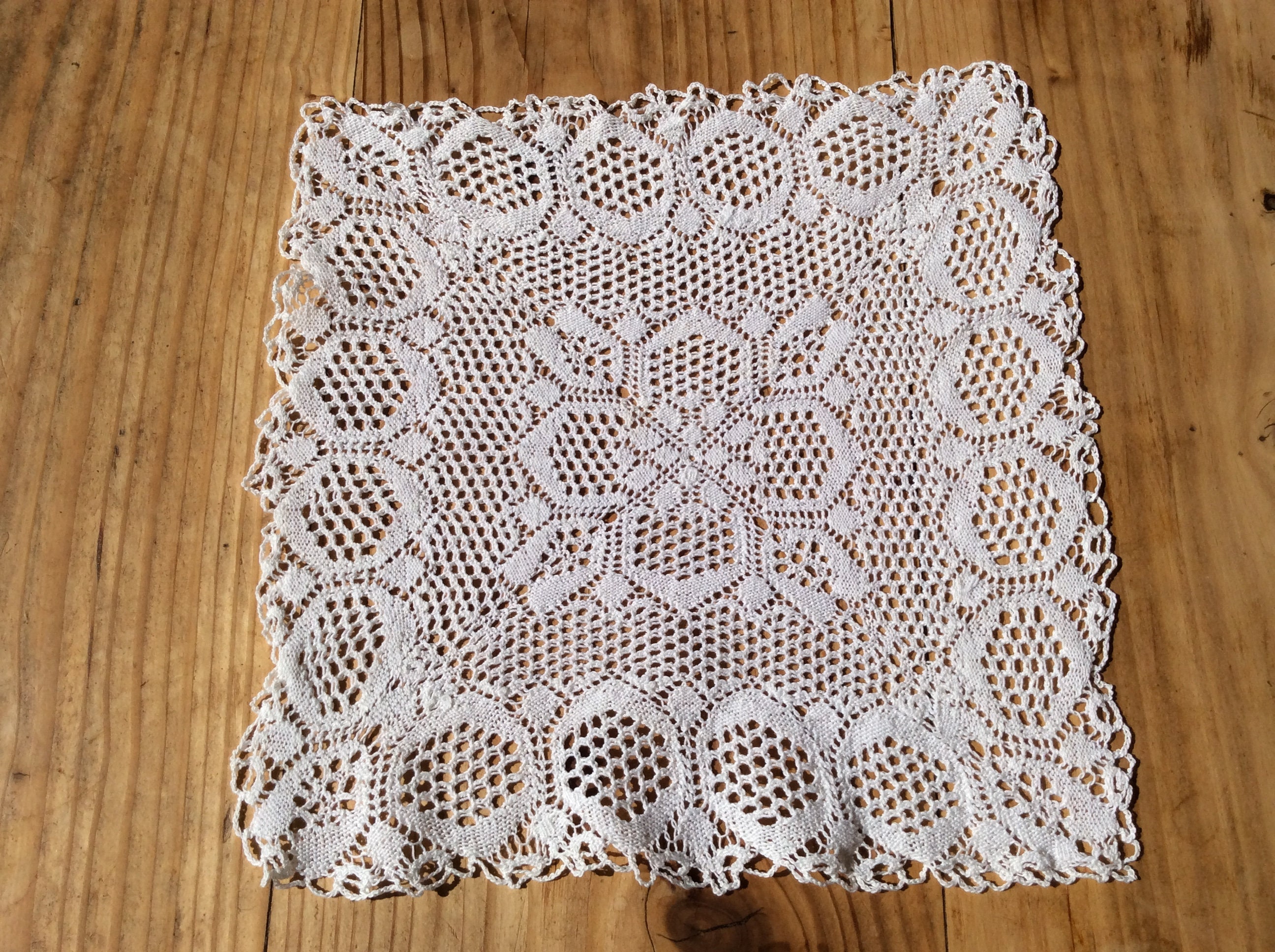 Square doily, crocheted