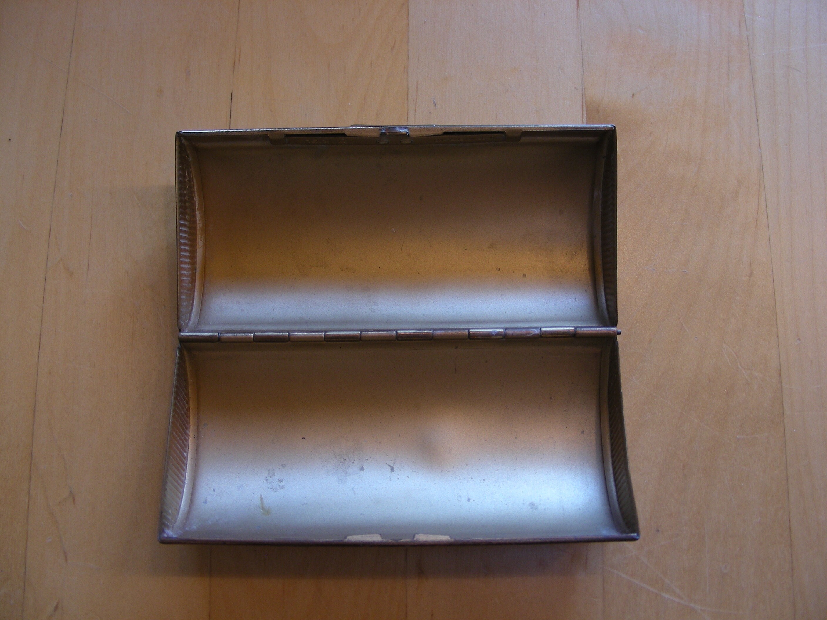 Vintage case, gold metal, glasses case