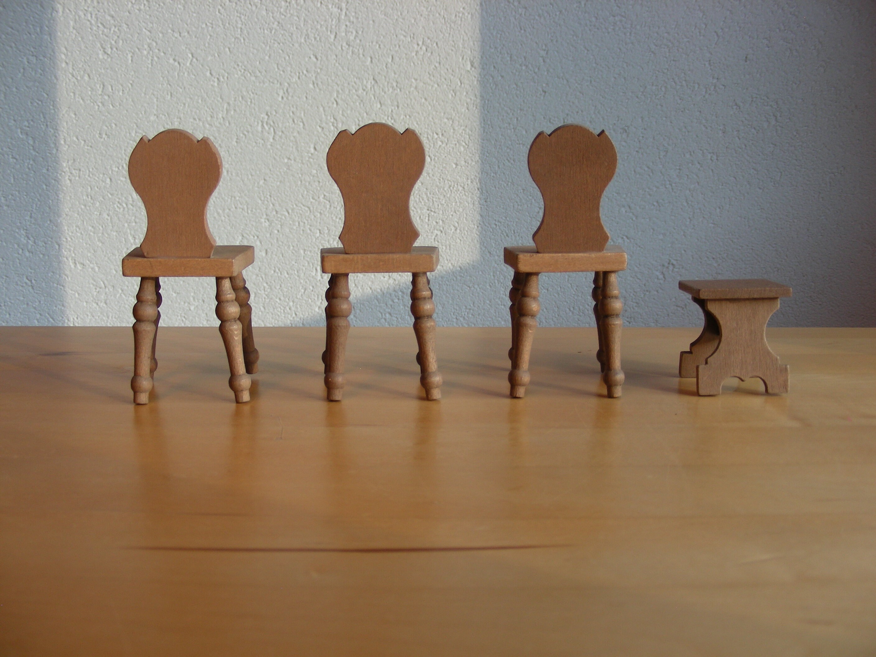 Wooden dollhouse chairs and stool, vintage