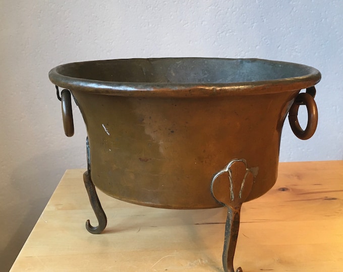 Round, Vintage Copper Planter With Feet