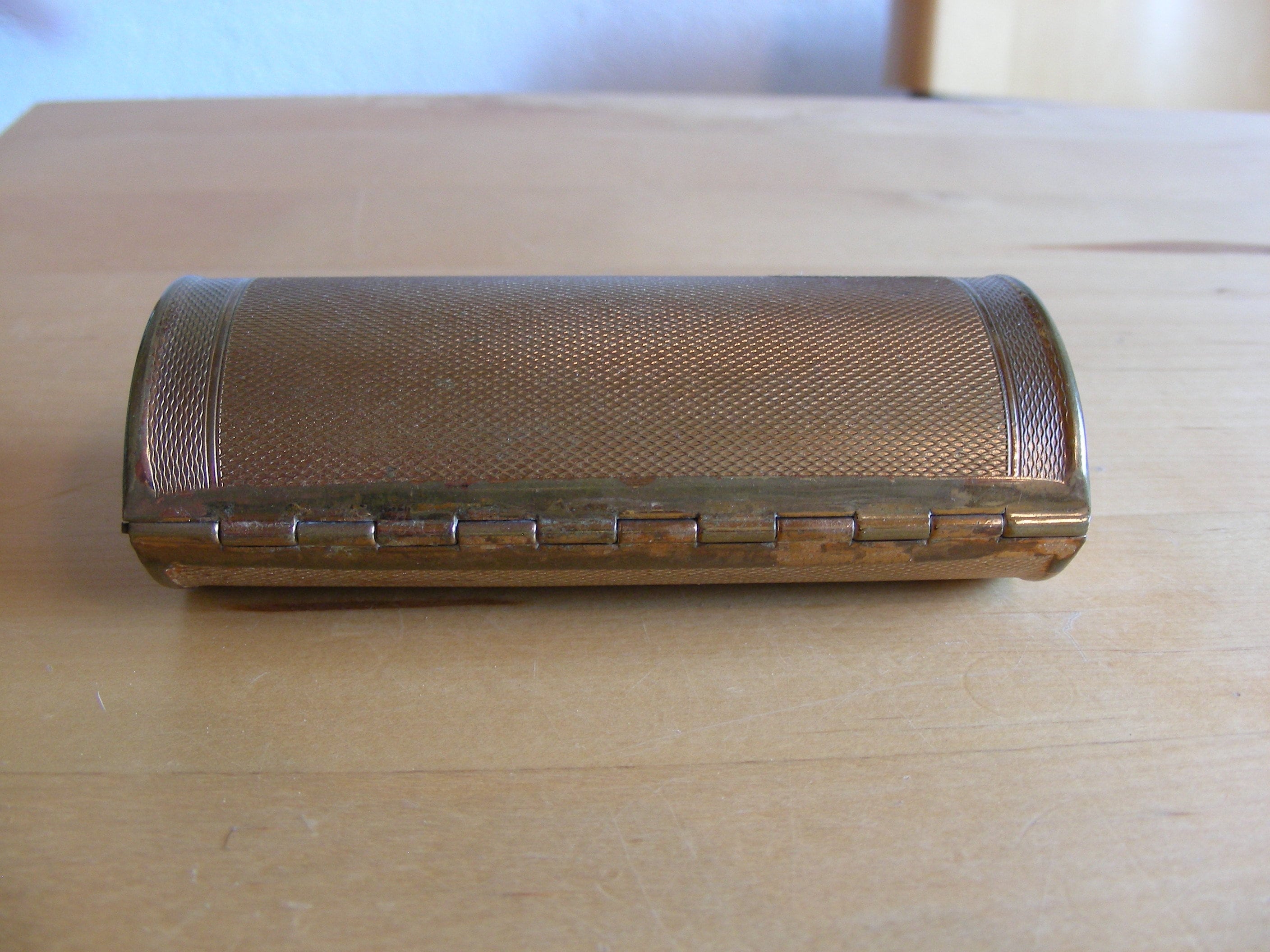 Vintage case, gold metal, glasses case