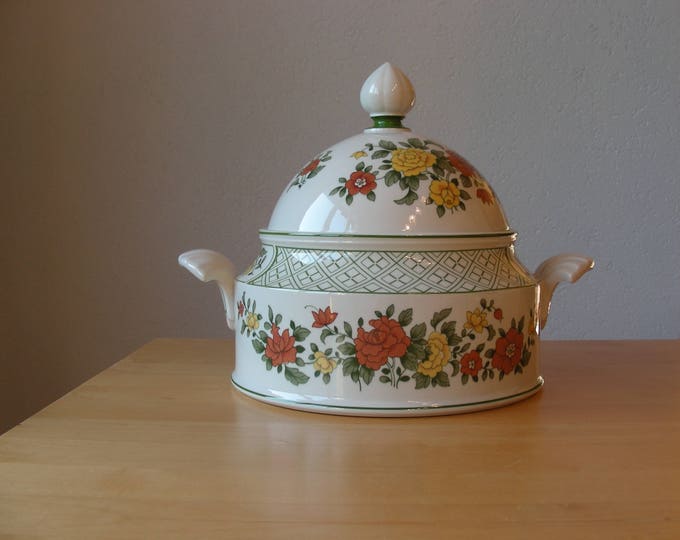 Villeroy and Boch Summer Day soup tureen