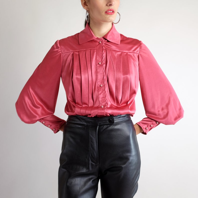 Romantic Dusty Rose Pink Top Bishop Sleeve Blouse Satin Long Sleeve Collared Shirt Vintage 70 80s Silky Puff Sleeve Poet Blouse