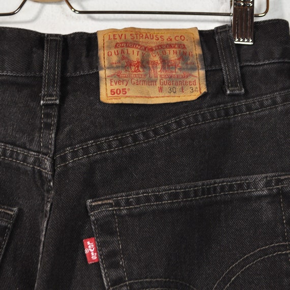 black levi jeans