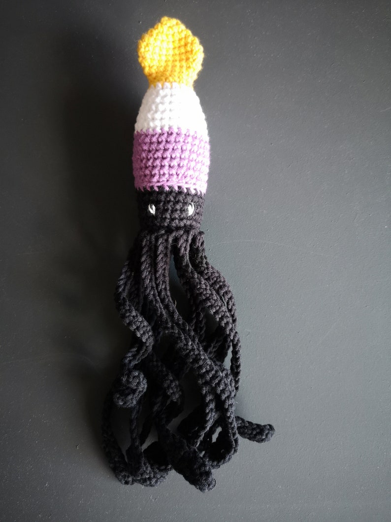 Crochet LGBTQ, Nonbinary pride, LGBTQ squid image 4