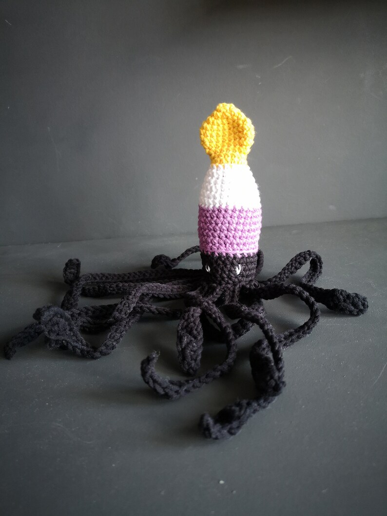 Crochet LGBTQ, Nonbinary pride, LGBTQ squid image 3