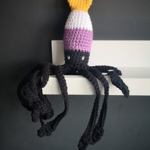 Crochet LGBTQ, Nonbinary pride, LGBTQ squid image 6