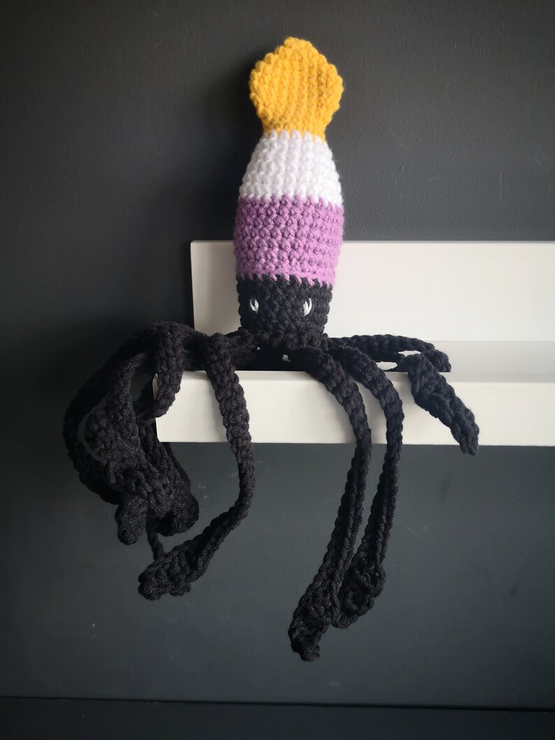 Crochet LGBTQ, Nonbinary pride, LGBTQ squid image 6