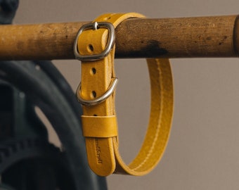 Sunlit Yellow Leather Dog Collar: Vegetable Tanned, Rustproof Brass, Personalized Tag, Elegant Stitch - FIR Sunbeam