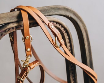 LASSO Air Brown: Petite Crossbody Leather Leash for Small Dogs - Premium Vegetable Tanned Leather, Timeless Elegance, Adjustable Comfort