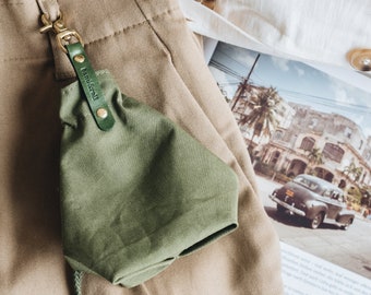 Dog Snack Satchel: Dual-Green Canvas & Leather, Eco-Luxury Meets Functionality - YORK Emerald Echo