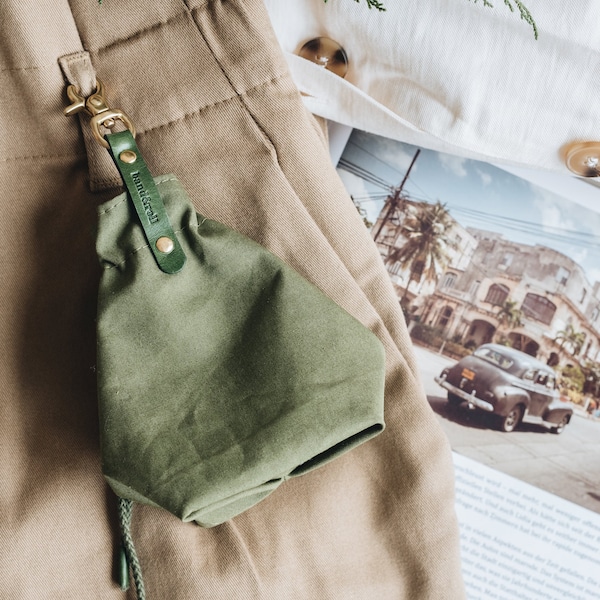 Dog Snack Satchel: Dual-Green Canvas & Leather, Eco-Luxury Meets Functionality - YORK Emerald Echo