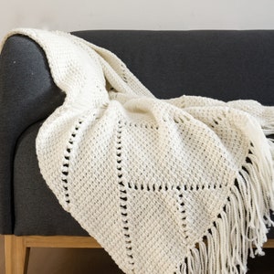 TUNISIAN CROCHET PATTERN, Tunisian Crochet Blanket Pattern, Crochet Afghan pattern,Crochet Blanket Pattern, Herringbone pattern