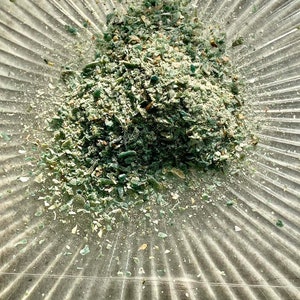Bloodstone powder 1mm and smaller 100% Crystal Cleansing Clearing Strengthening Heart Life+LOVE!