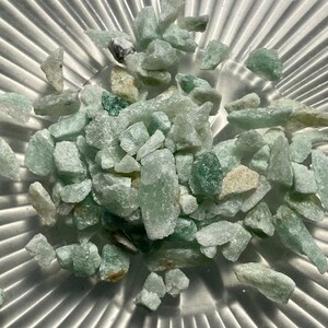 Green Aventurine - Medium Chips - no powder 100% Crystal Abundance Good Fortune Heart Chakra Life+LOVE!