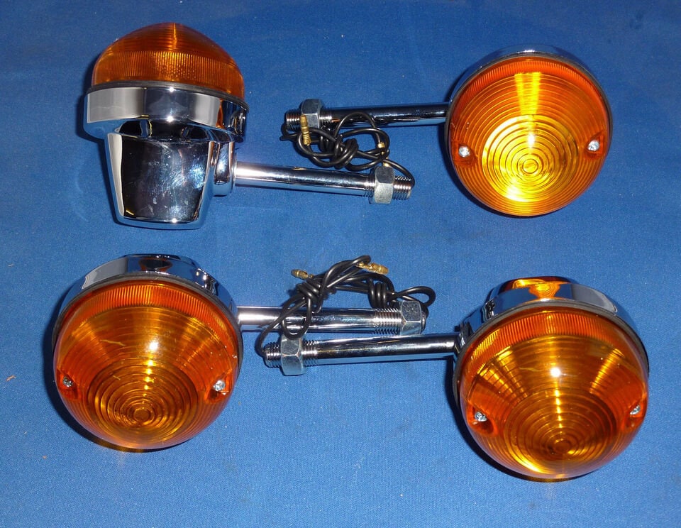 Lucas Turn Signal Set of 4 Short Stem Signals Repro for Triumph