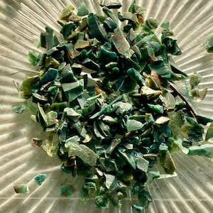 Bloodstone - Medium Chips - no powder 100% Crystal Cleansing Clearing Strengthening Heart Life+LOVE!