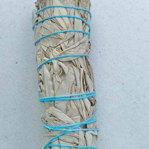 White Sage Smudge Sticks for Cleansing, Purifying & Smudging