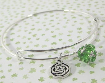 Celtic Knot Bangle Bracelet / Irish Jewelry / St Patrick's Day Bracelet / Green Bangle