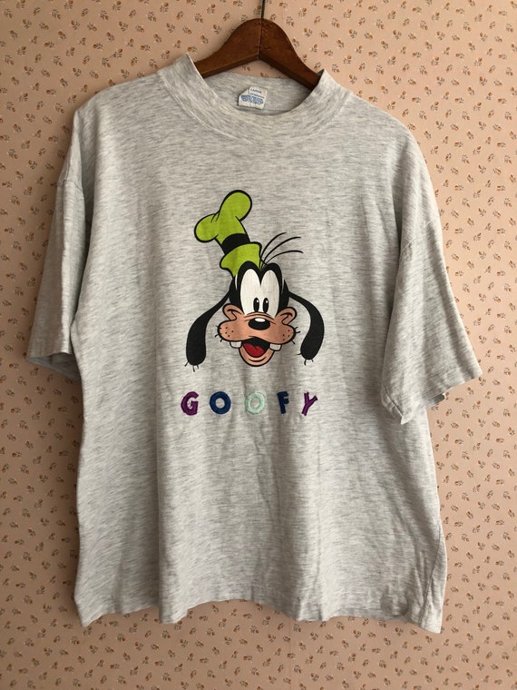 goofy vintage shirt