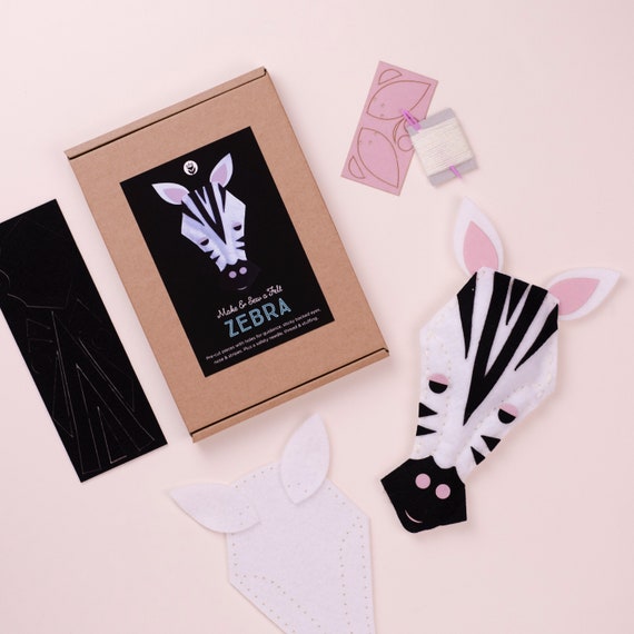 Kit Couture Feutre Animaux – 12 Modèles Pré-découpés, Bricolage Créatif Pour Enfants, Cadeau DIY Anniversaire/Noël