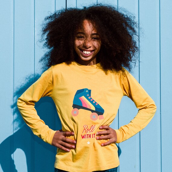Camiseta infantil de patinaje sobre ruedas Camiseta amarilla de algodon organico de manga larga para patinador Regalo de cumpleanos para ninas y ninos Etsy Espana