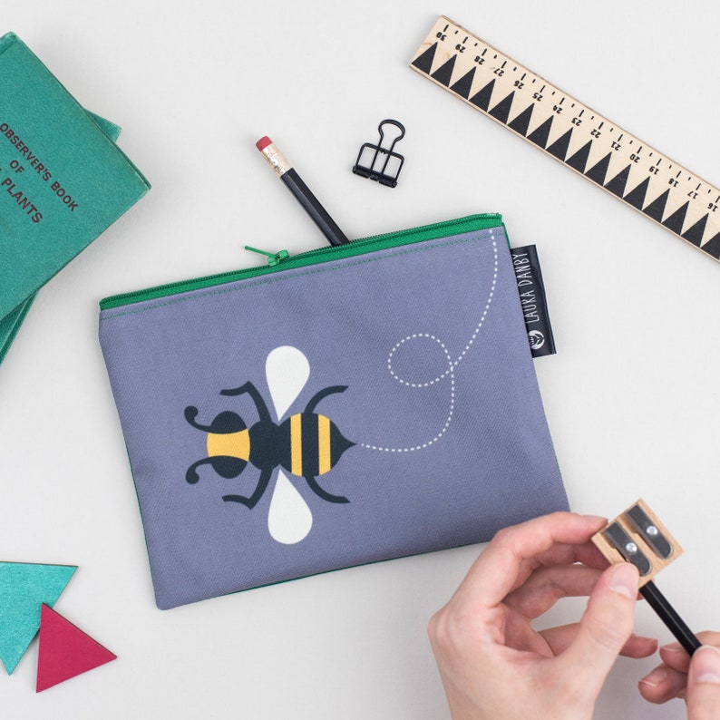 Bee Purse Animal Lover Gift Animal Pencil Case Scandinavian Design Woodland Makeup Bag Green Bee Toiletry Bag Bee Coin Pouch Bee Gift