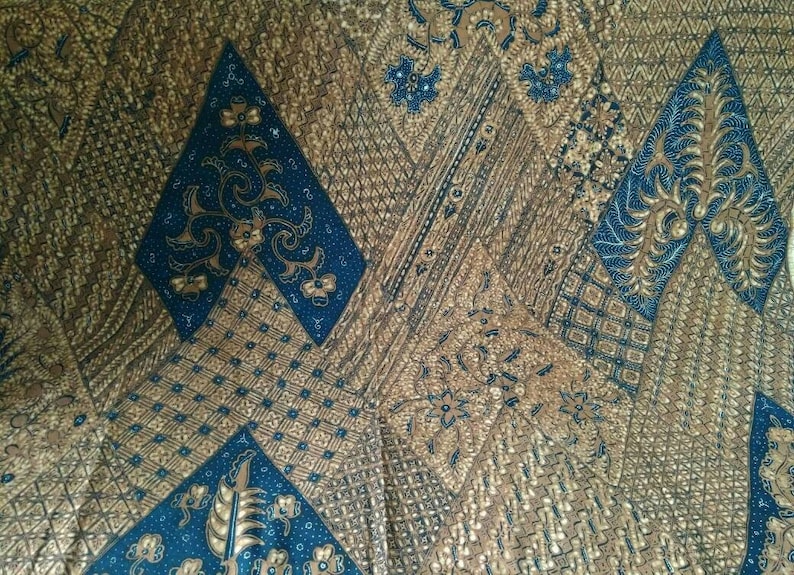 Unique Indonesian Hand Drawn Javanese Batik Sogan Tambal With Mixed ...