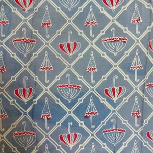 Indonesische Handgezeichnete javanische Batik mit Payung (Regenschirm) Motiv