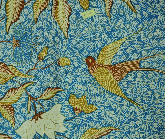 Vintage Indonesian Sarong Hand Drawn Blue Batik Du