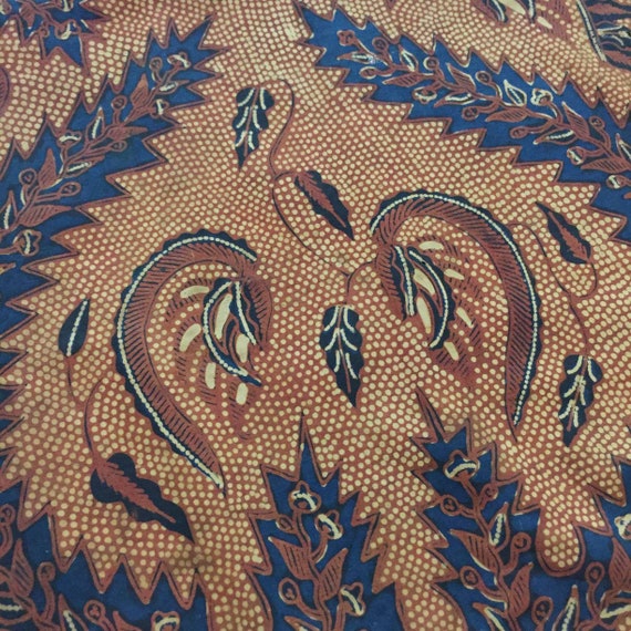Indonesian Batik Fabric, 100% Cotton Fabric, Motif of Facing Phoenixes and  Flower