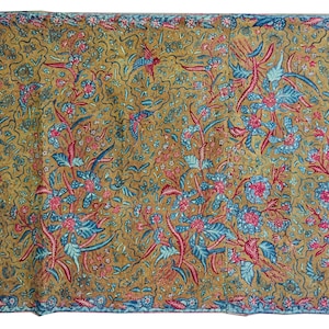 Vintage Indonesian Hand Drawn Javanese Batik, Batik Tiga Negri Nj. SIE DJIEN SOEN