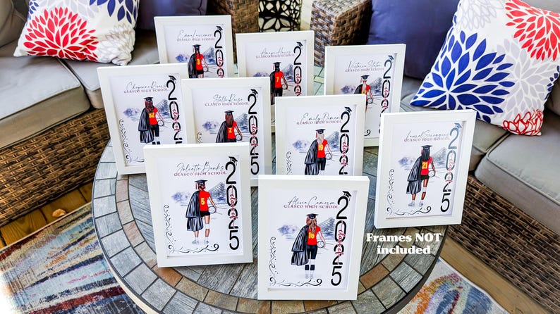 a bunch of cards sitting on top of a glass table