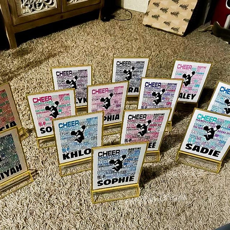 a bunch of signs that are on the floor