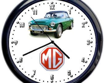 MG, MGC klassisk bil stor 25 cm svart väggklocka