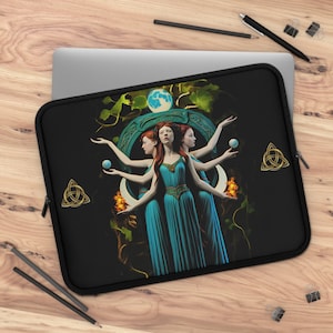 Triple Moon Goddess Laptop Sleeve Case Witchy Celestial Dark Academia Sleeve 13 15 17 Inches Ipad Air Macbook