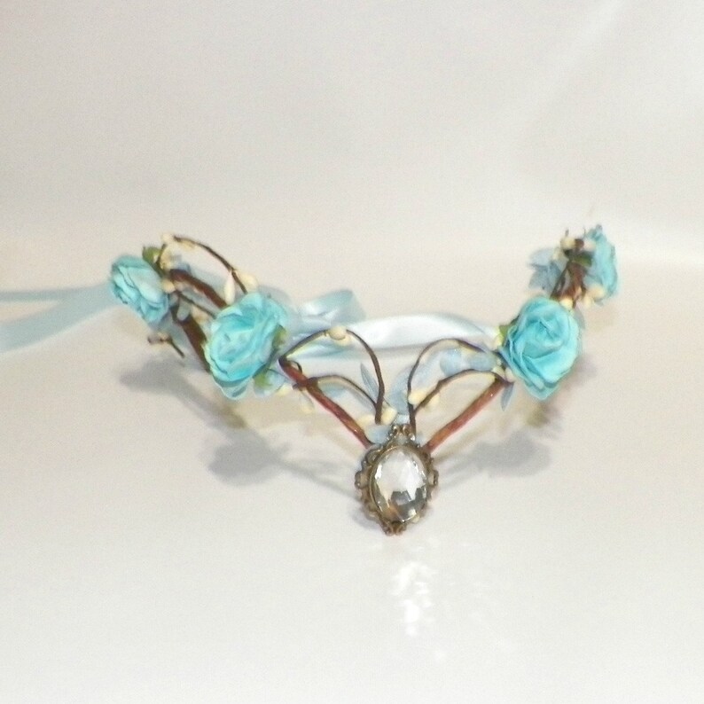 Blue Circlet Fairy Woodland Flower Headband Elven Medieval White Tiara Bridal Renaissance Costume Crown Bride Bridal Wedding Head Piece