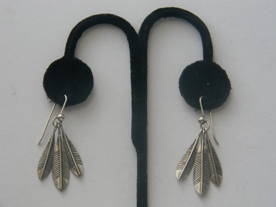 Sterling Silver Solid Weld 3 Feather Dangle Earri… - image 4
