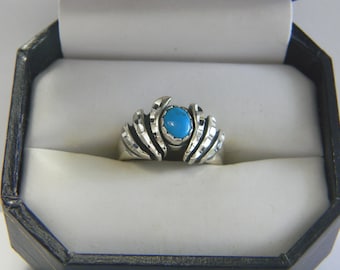Unique Wheeler Mfg. Co. Sterling Silver & Turquoise Southwestern Style Ring Size 6.5
